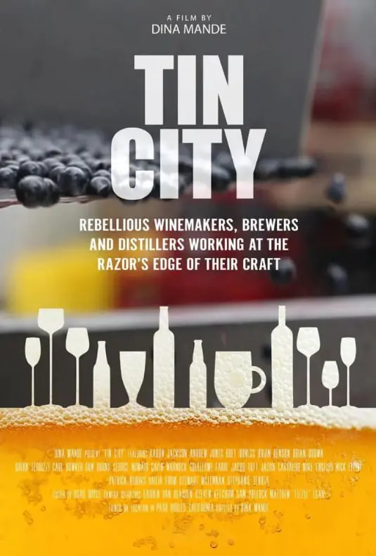 《听装城邦》：当听觉觉醒，欲望与理性在封闭空间里激烈碰撞的寓言